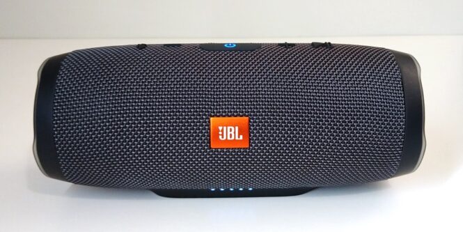 JBL Charge Essential Review & Test: Goed, Maar Niet Perfect ...